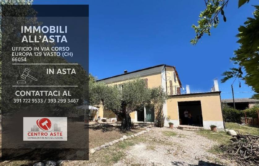 casa indipendente in vendita a Nocciano in zona Casali