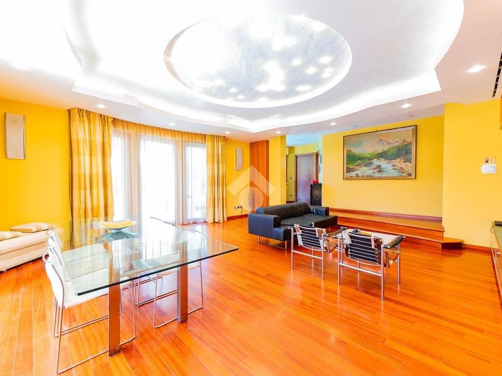 casa indipendente in vendita a Nocciano