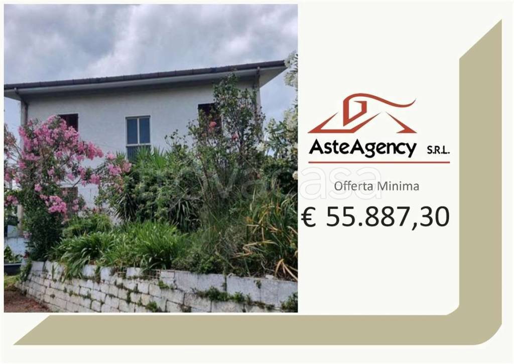 appartamento in vendita a Nocciano in zona Casali