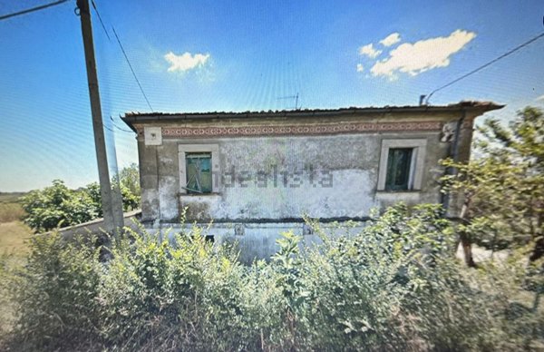 casa indipendente in vendita a Nocciano in zona Collina