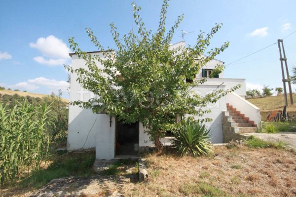 casa indipendente in vendita a Penne
