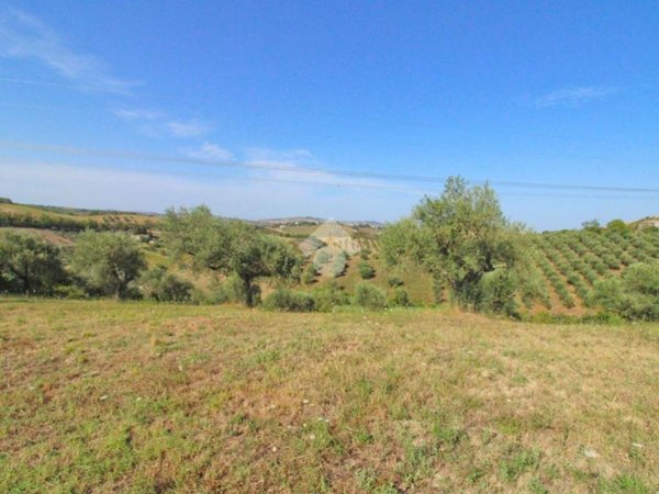 terreno agricolo in vendita a Penne