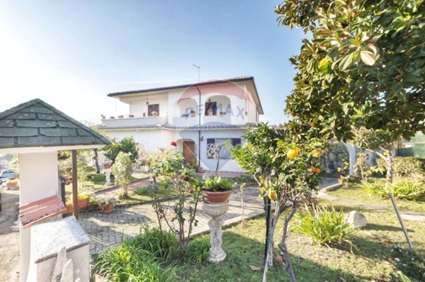 casa indipendente in vendita a Penne