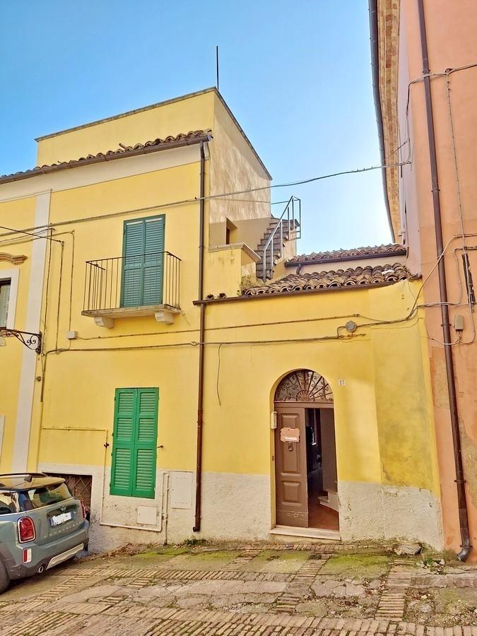 casa indipendente in vendita a Penne