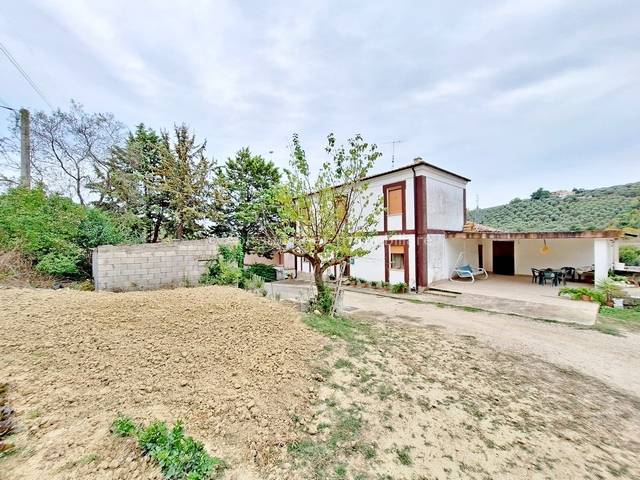 casa indipendente in vendita a Penne