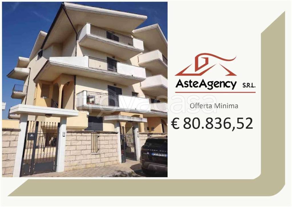 appartamento in vendita a Penne in zona Casale