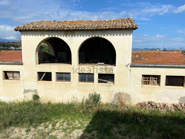 casa indipendente in vendita a Penne in zona Colle Maggio