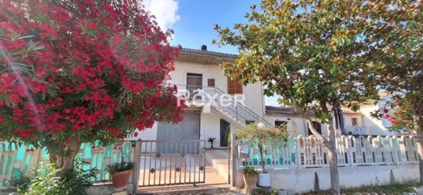 casa indipendente in vendita a Penne in zona Casale