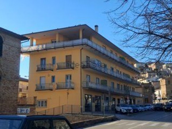 appartamento in vendita a Penne in zona Porta Caldaia