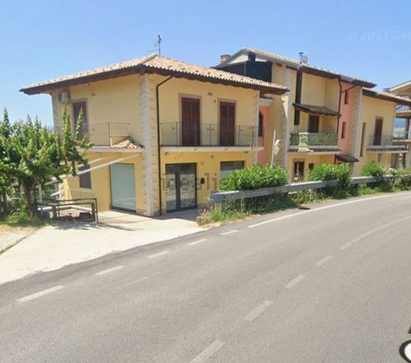 casa indipendente in vendita a Penne