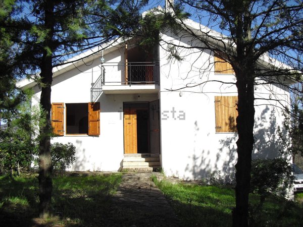 casa indipendente in vendita a Penne