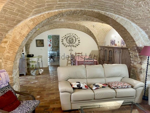 casa indipendente in vendita a Penne