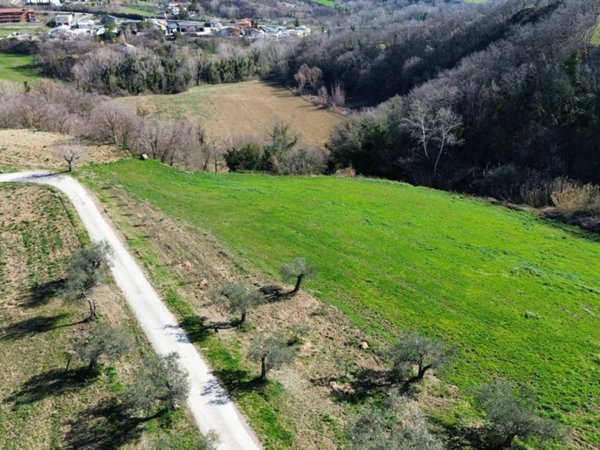 casa indipendente in vendita a Penne in zona Casale