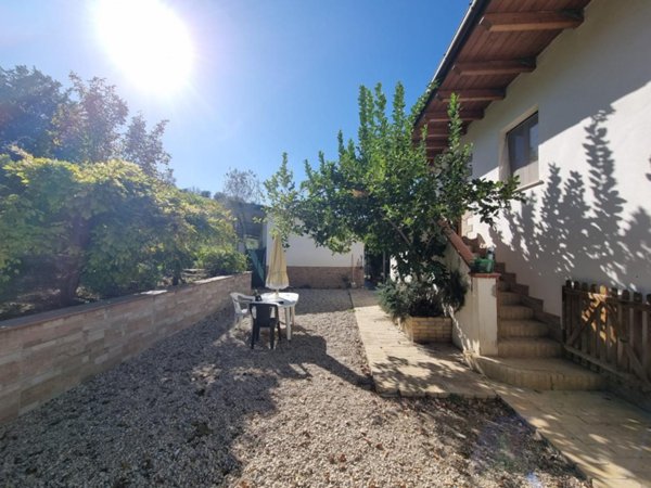 casa indipendente in vendita a Penne
