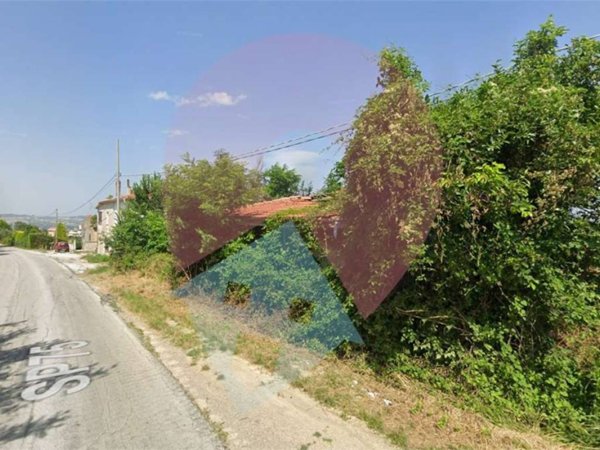 casa indipendente in vendita a Penne in zona Casale