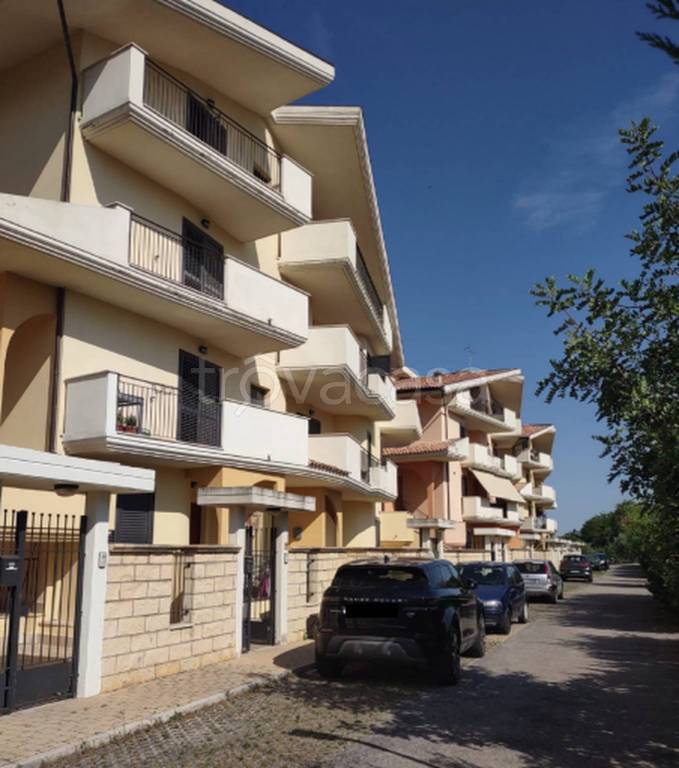 appartamento in vendita a Penne in zona Casale