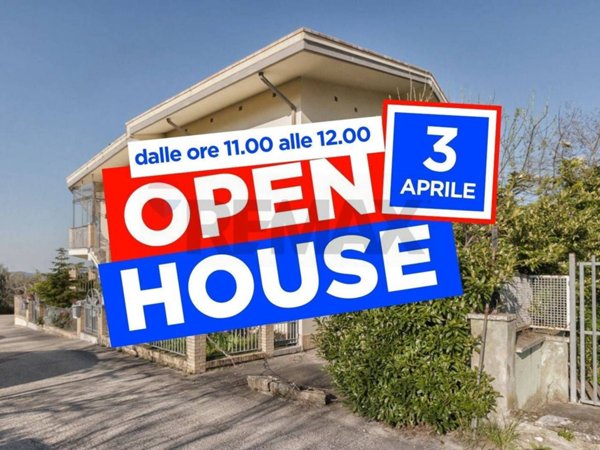 casa indipendente in vendita a Penne