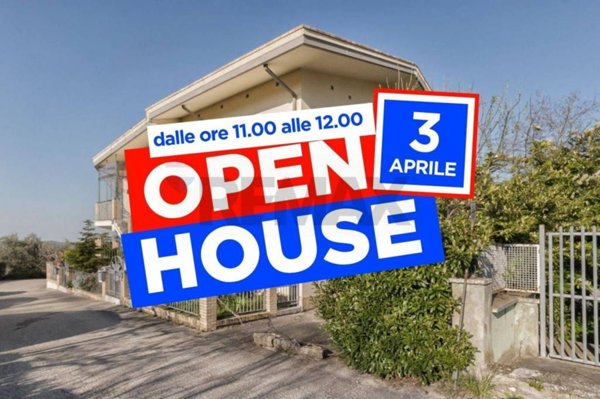 casa indipendente in vendita a Penne