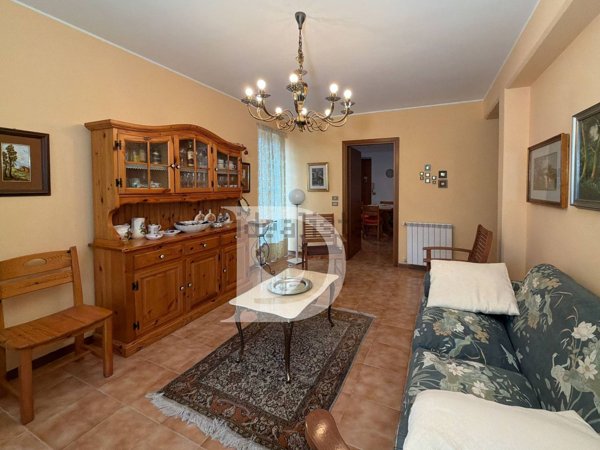 casa indipendente in vendita a Penne