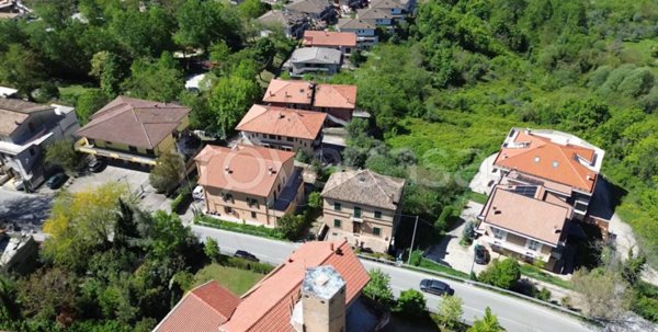 casa indipendente in vendita a Penne