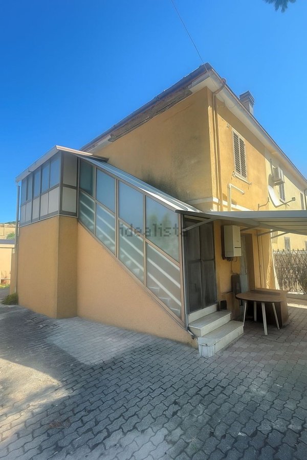 casa indipendente in vendita a Penne