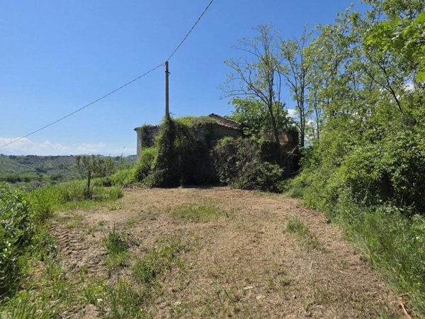 casa indipendente in vendita a Penne