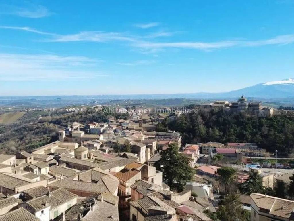 casa indipendente in vendita a Penne
