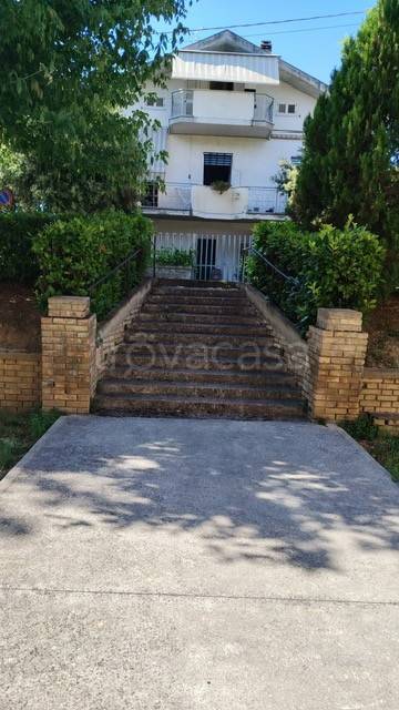 appartamento in vendita a Penne in zona Porta Caldaia