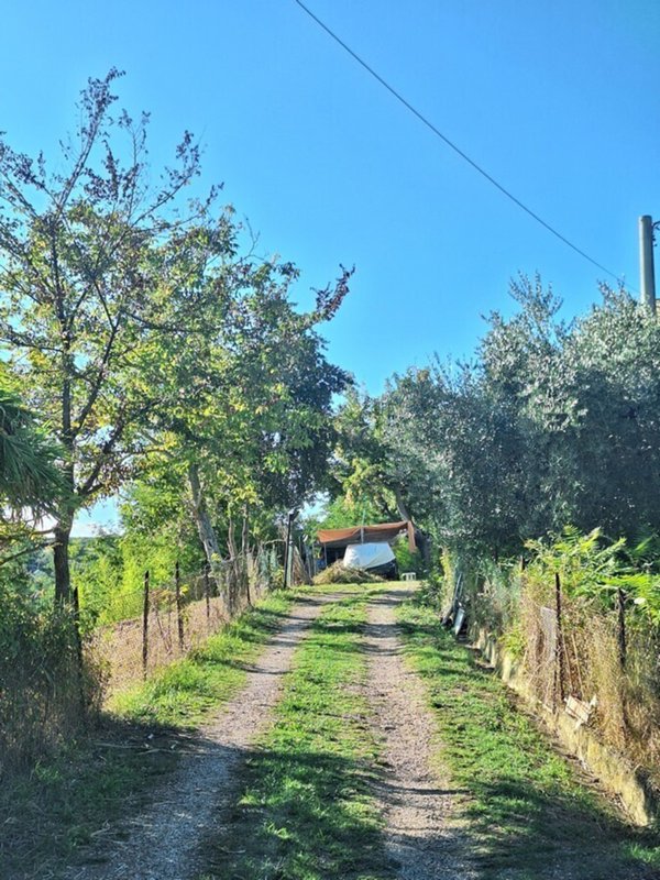 casa indipendente in vendita a Penne in zona Casale