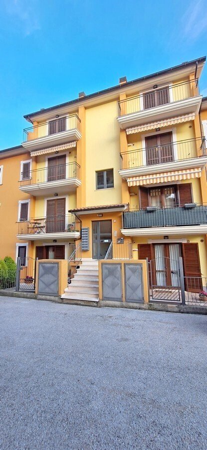 appartamento in vendita a Penne in zona Porta Caldaia