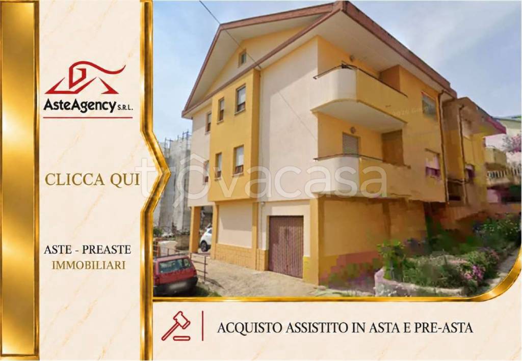 appartamento in vendita a Penne in zona Porta Caldaia