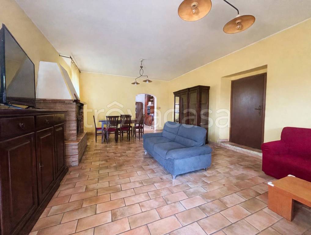 casa indipendente in vendita a Penne