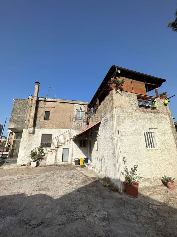 casa indipendente in vendita a Pescara