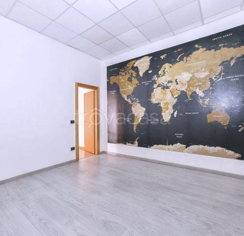 negozio in vendita a Pescara in zona Centro Città