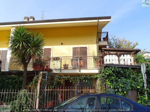 casa indipendente in vendita a Pescara in zona Fontanelle