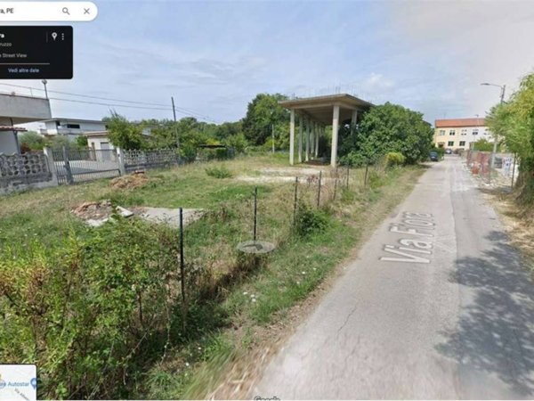 locale commerciale in vendita a Pescara