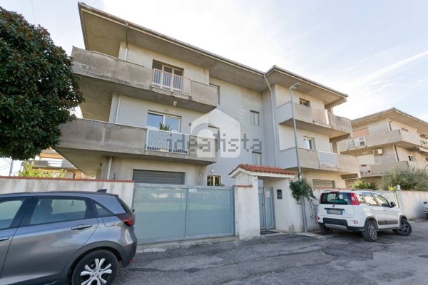 casa indipendente in vendita a Pescara in zona Centro Città