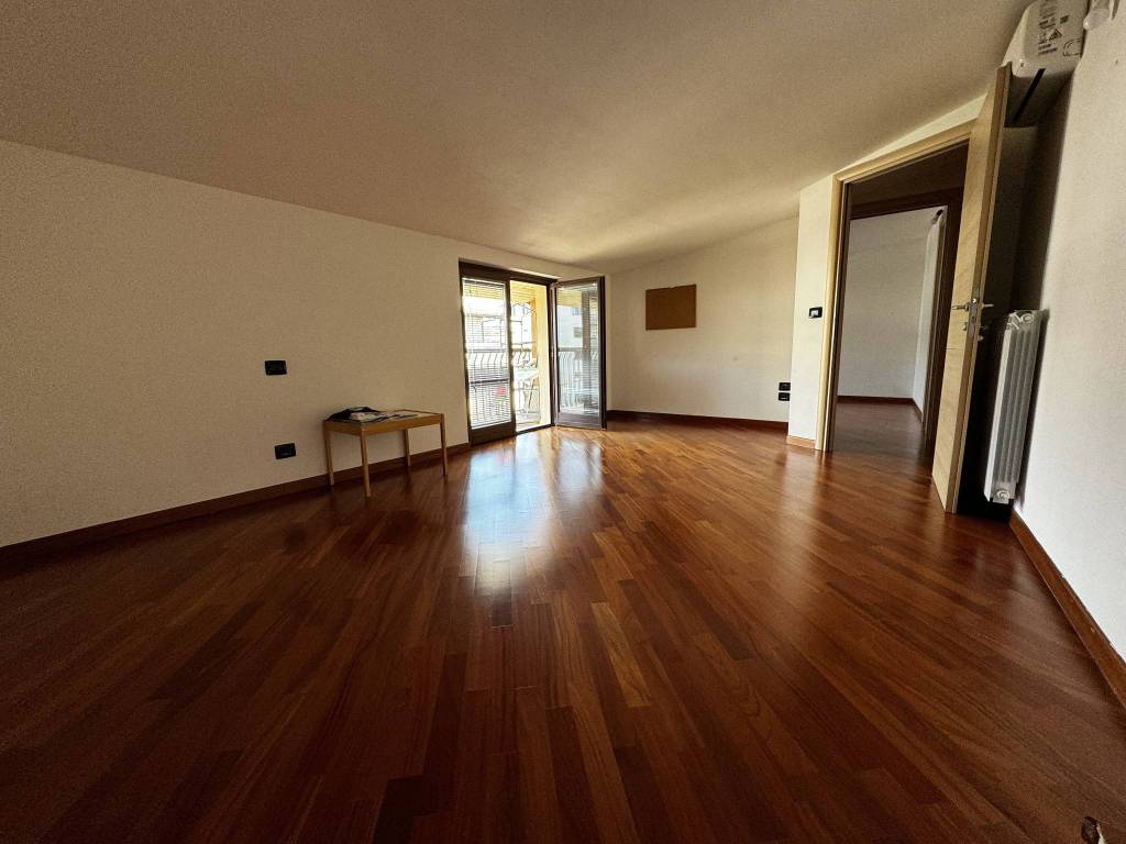 casa indipendente in vendita a Pescara in zona Ospedale
