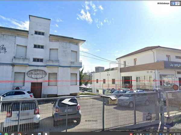 negozio in vendita a Pescara
