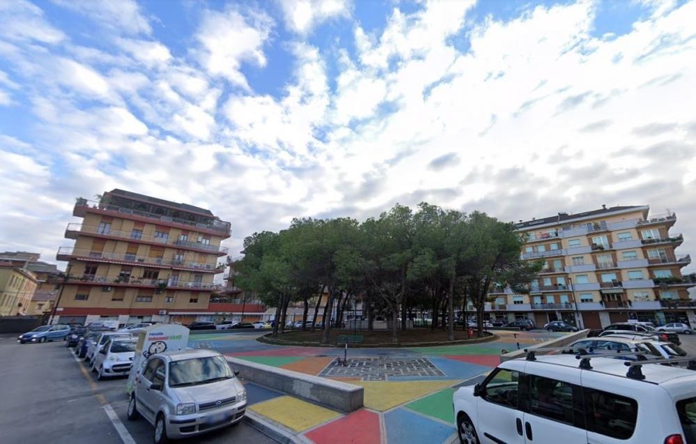 locale commerciale in vendita a Pescara in zona Stadio