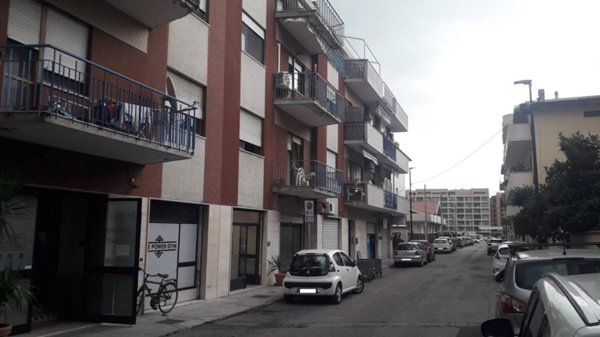 appartamento in vendita a Pescara in zona Porta Nuova