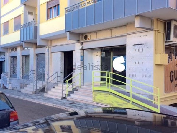 locale commerciale in vendita a Pescara