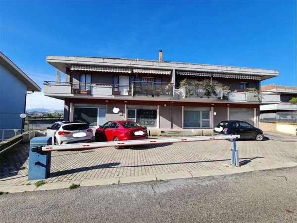 negozio in vendita a Pescara in zona Ospedale