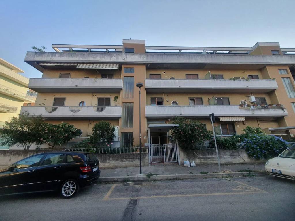 appartamento in vendita a Pescara in zona Ospedale