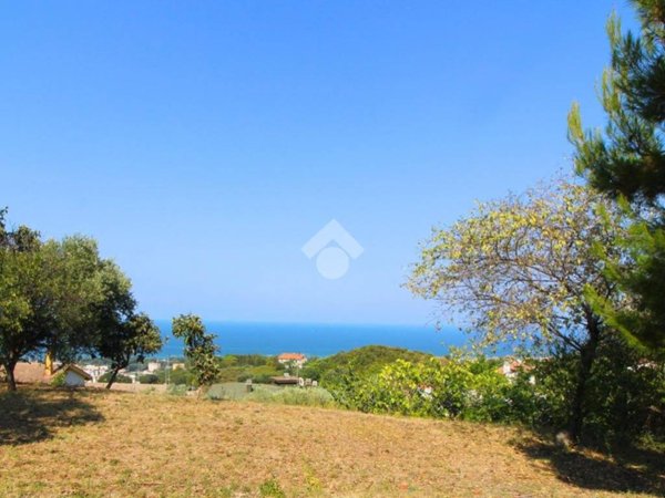 terreno agricolo in vendita a Pescara in zona Ospedale