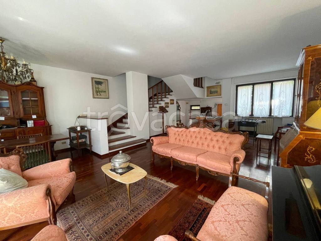 casa indipendente in vendita a Pescara