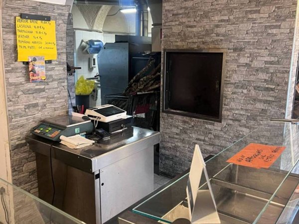 negozio in vendita a Pescara