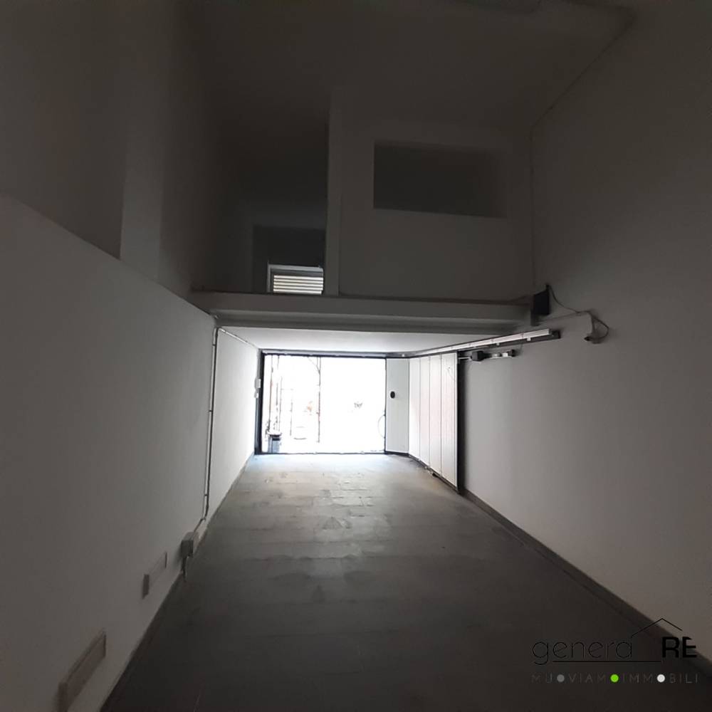 locale di sgombero in vendita a Pescara in zona Centro Città