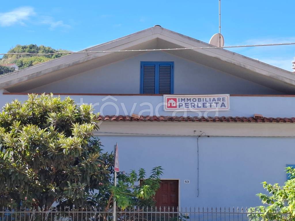 casa indipendente in vendita a Pescara in zona Castellammare