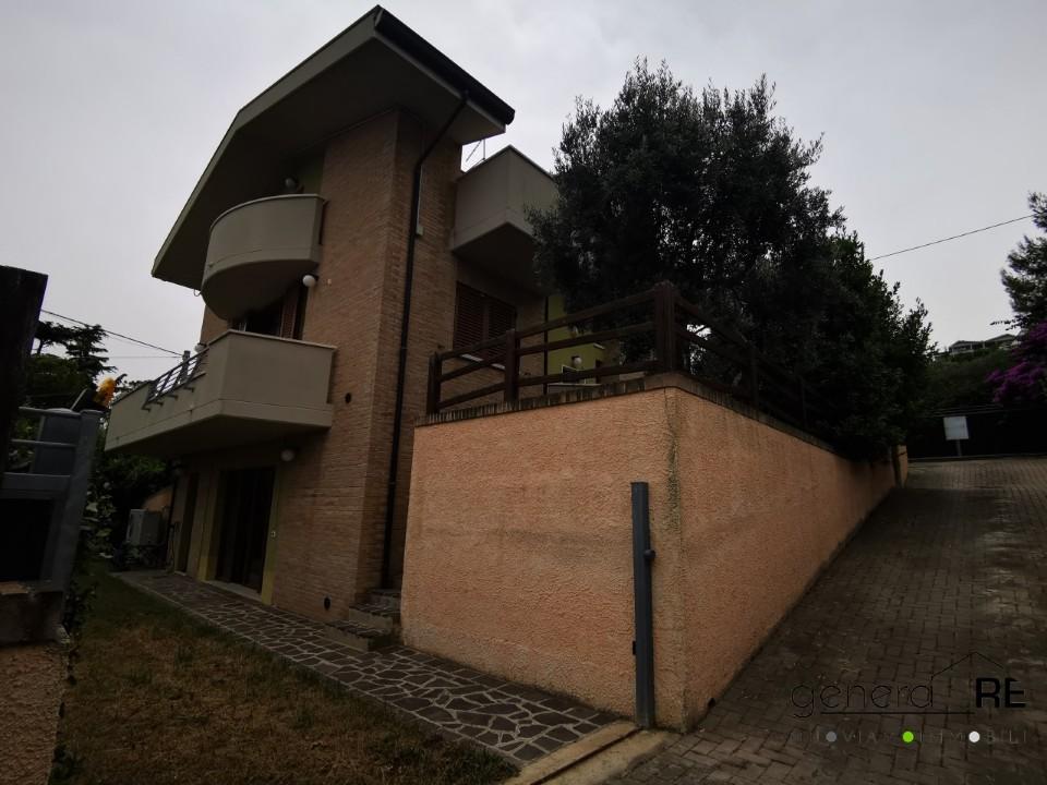 casa indipendente in vendita a Pescara